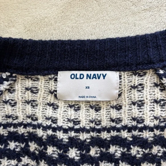 Old Navy Snowflake Reindeer Christmas Fair Isle Navy Cardigan - Picture 5 of 5